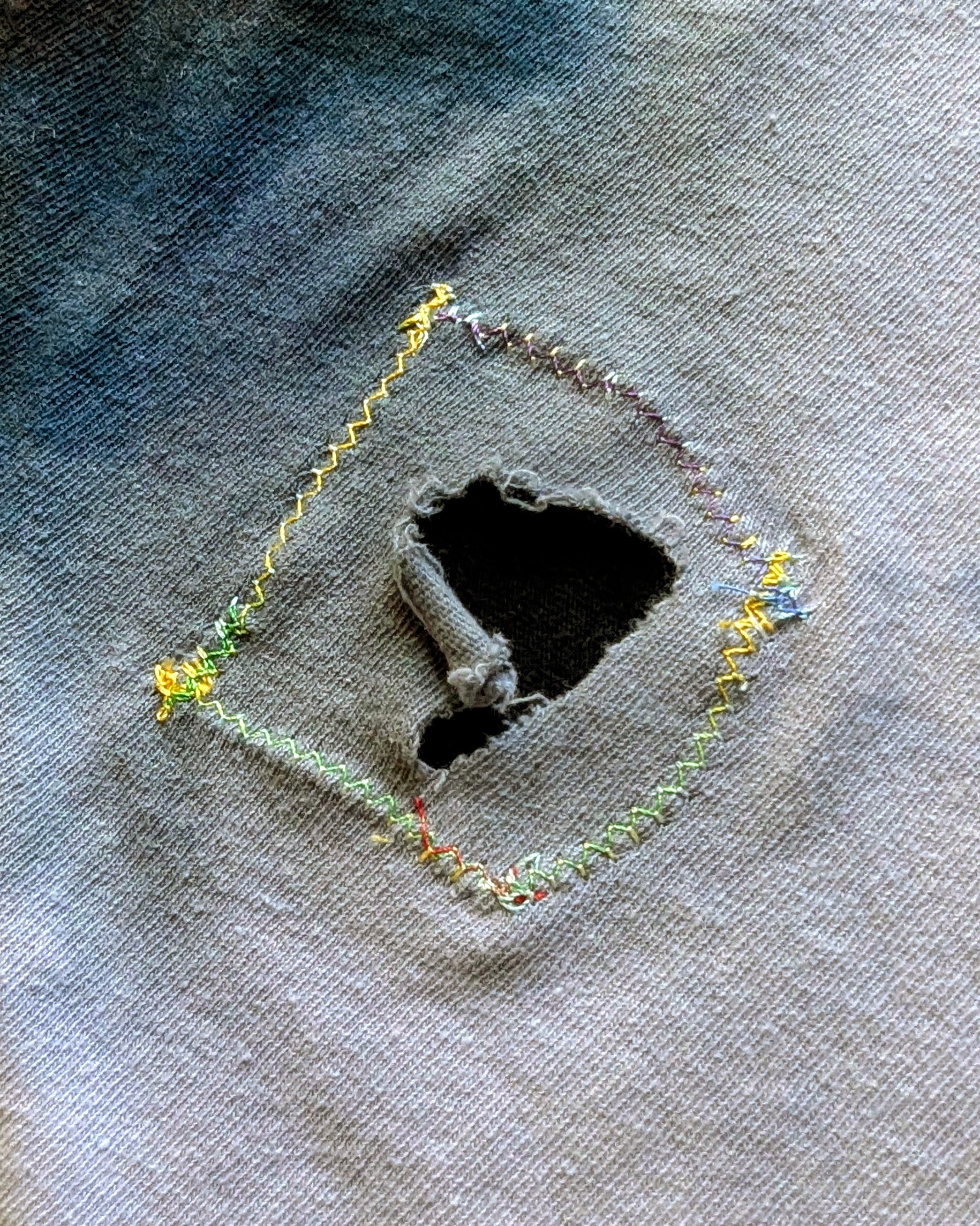 'BLAMELE$$' TEE (L) AUCTION